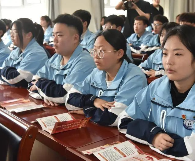 贯穿选用中职三年学习衔接本科阶段培育的贯穿式育人形式发动试点